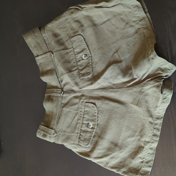 NEW Able Wanda Pleated Short - olive - sz 4 - Picture 4 of 4